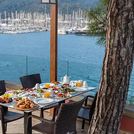 Otel Bay *
