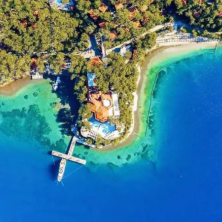 Bay Otel *