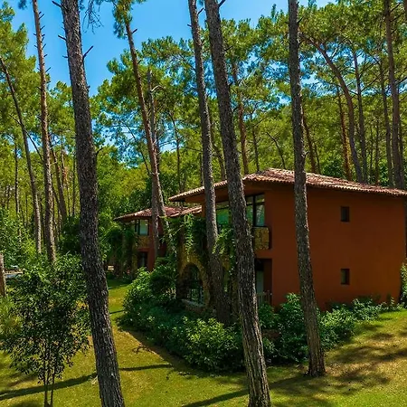 Hotel Bay