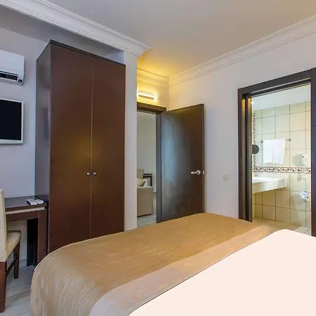 Hotel Bay